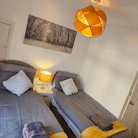 Alfred House Apartment Ripley  Luaran gambar