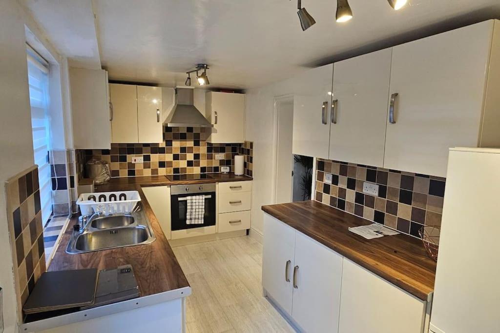 Alfred House Apartment Ripley  Luaran gambar
